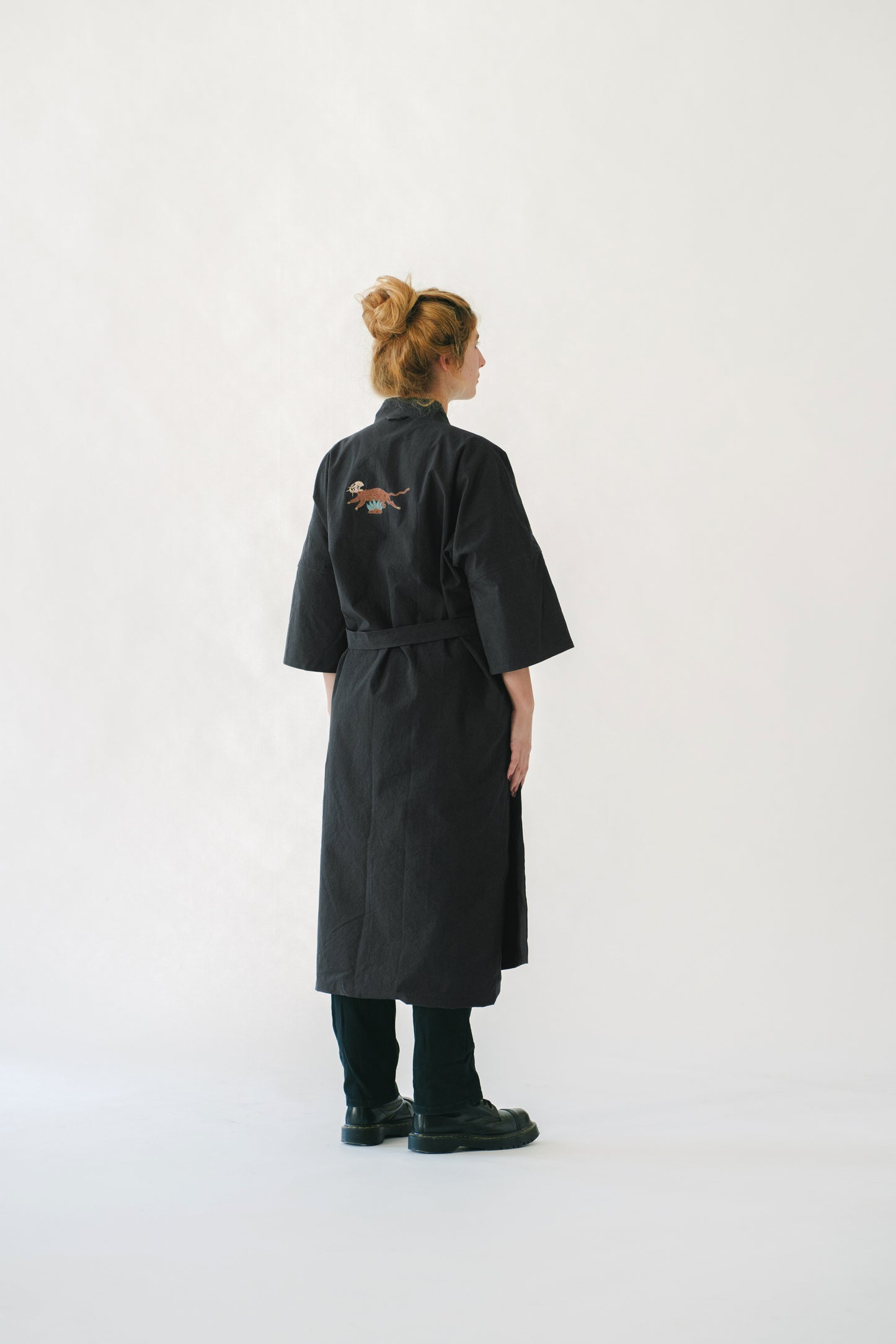 Halat Harap-Alb Embroidered